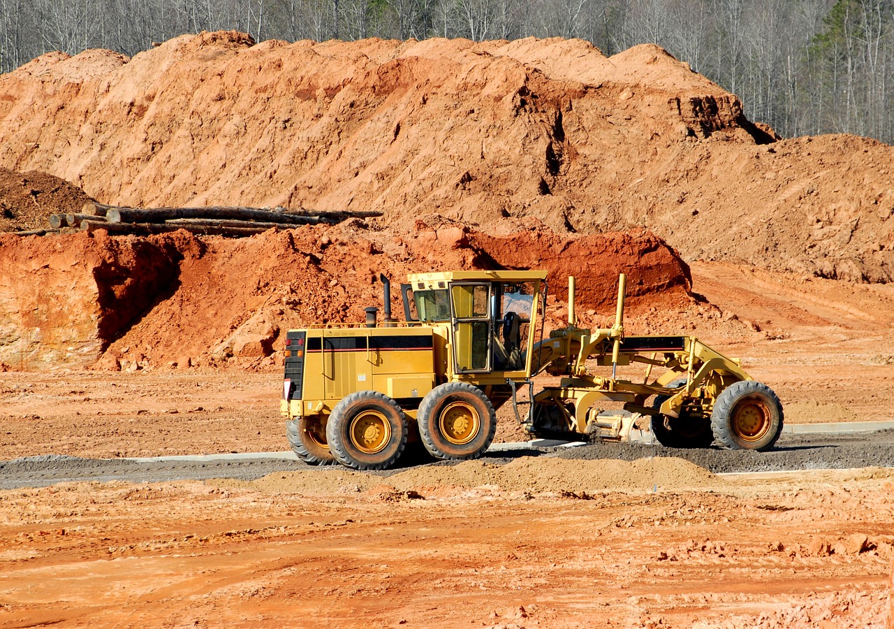 construction site, heavy equipment, dirt mover-1646654.jpg